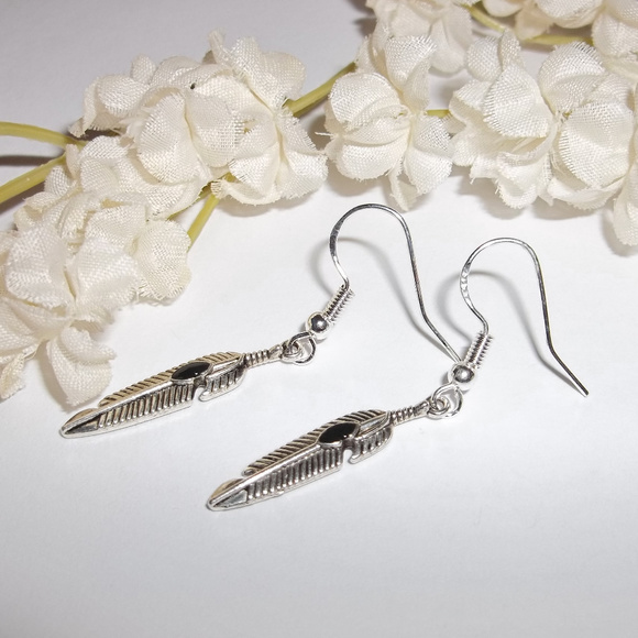 Unisex Earrings Feather Southwestern Boho NWT 4513 - Picture 4 of 6